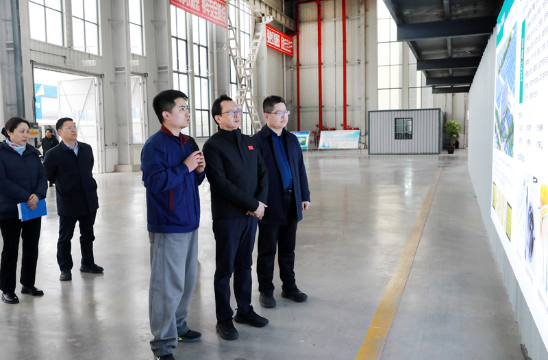 蒋曦调研重点工业企业
