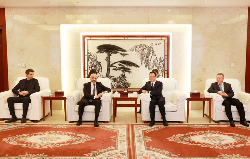 蒋曦会见土耳其CLK集团中国区负责人叶海亚一行