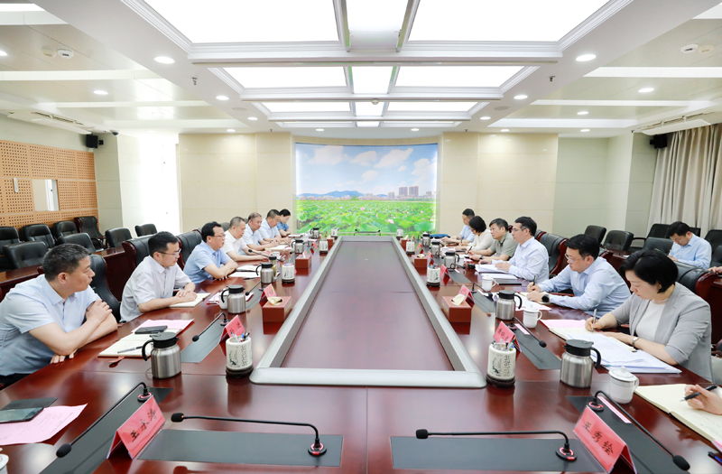 蒋曦会见中国农业银行安徽省分行行长冯必凤一行
