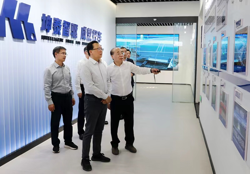 蒋曦调研段园新型功能区建设发展工作